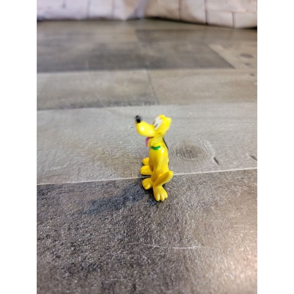 Pluto dog Disney toy figure - Picture 2 of 4